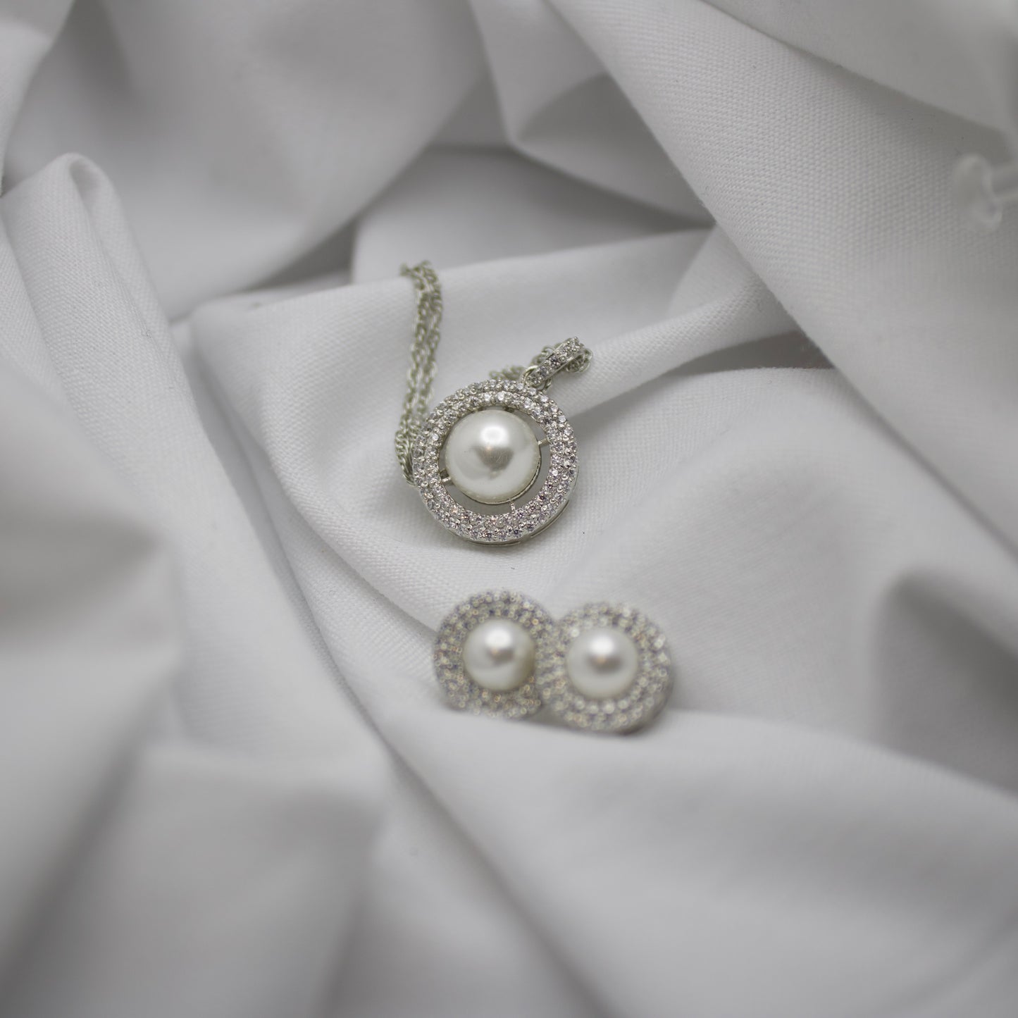 Freshwater Button Pearl Sterling Silver Pendant Set