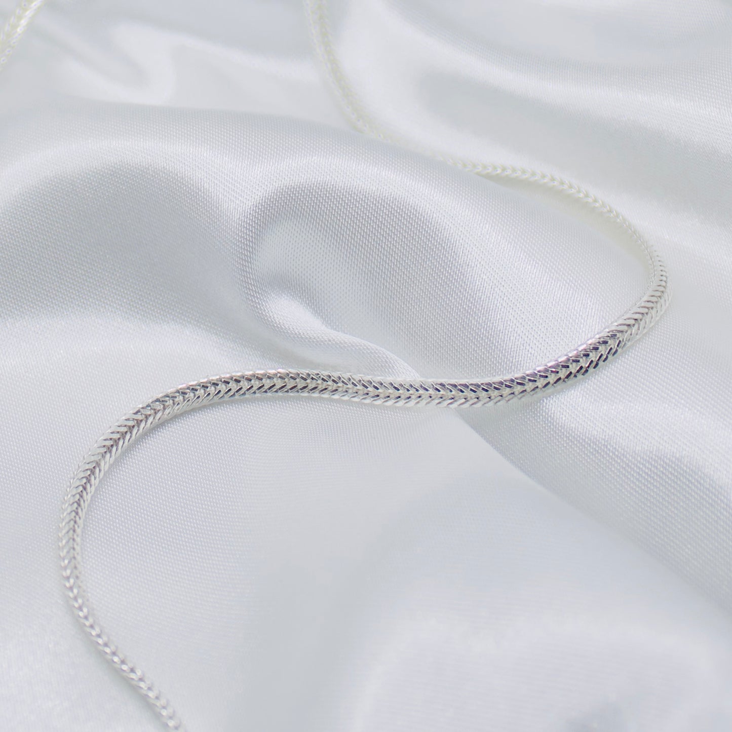 Mens-Chains