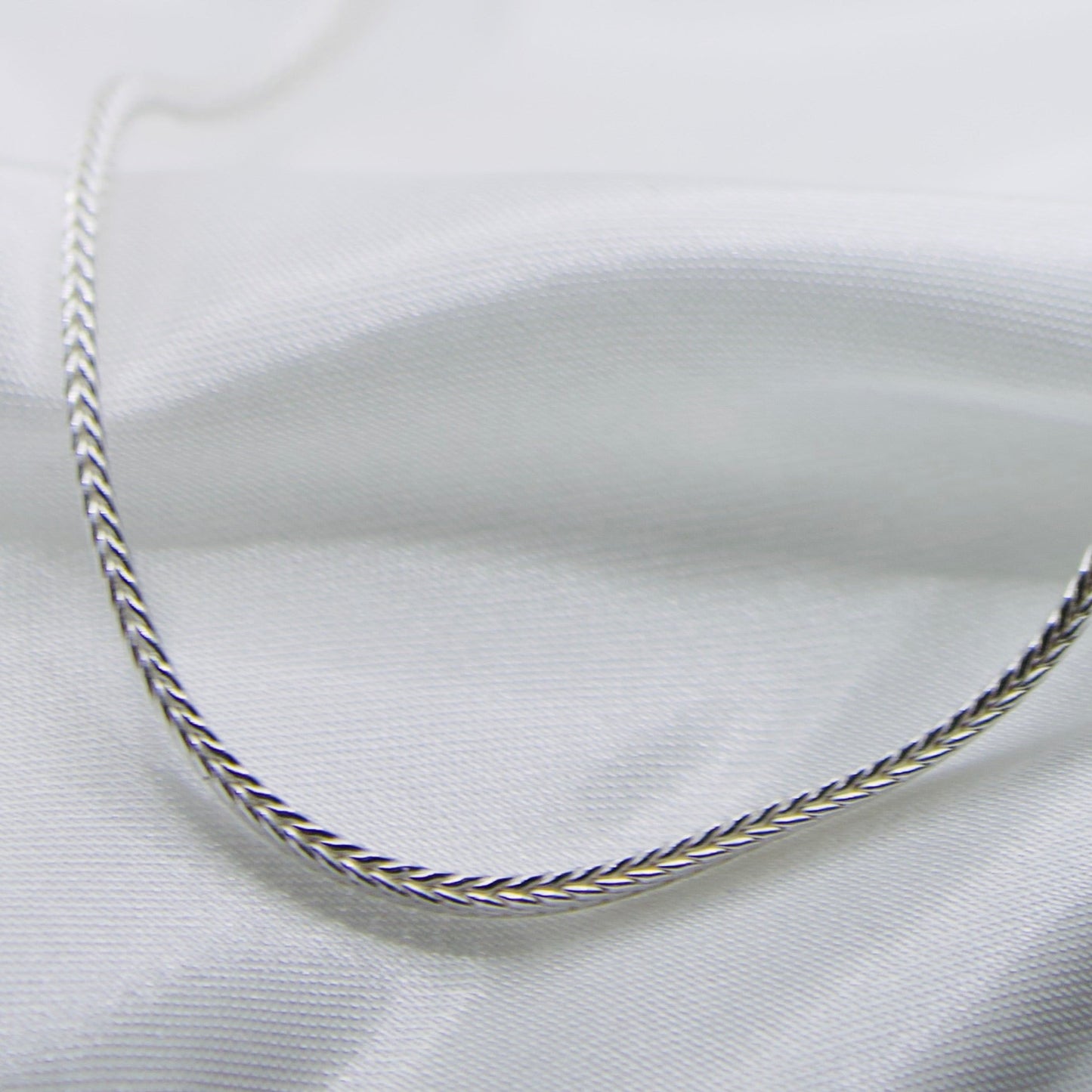Mens-Chains