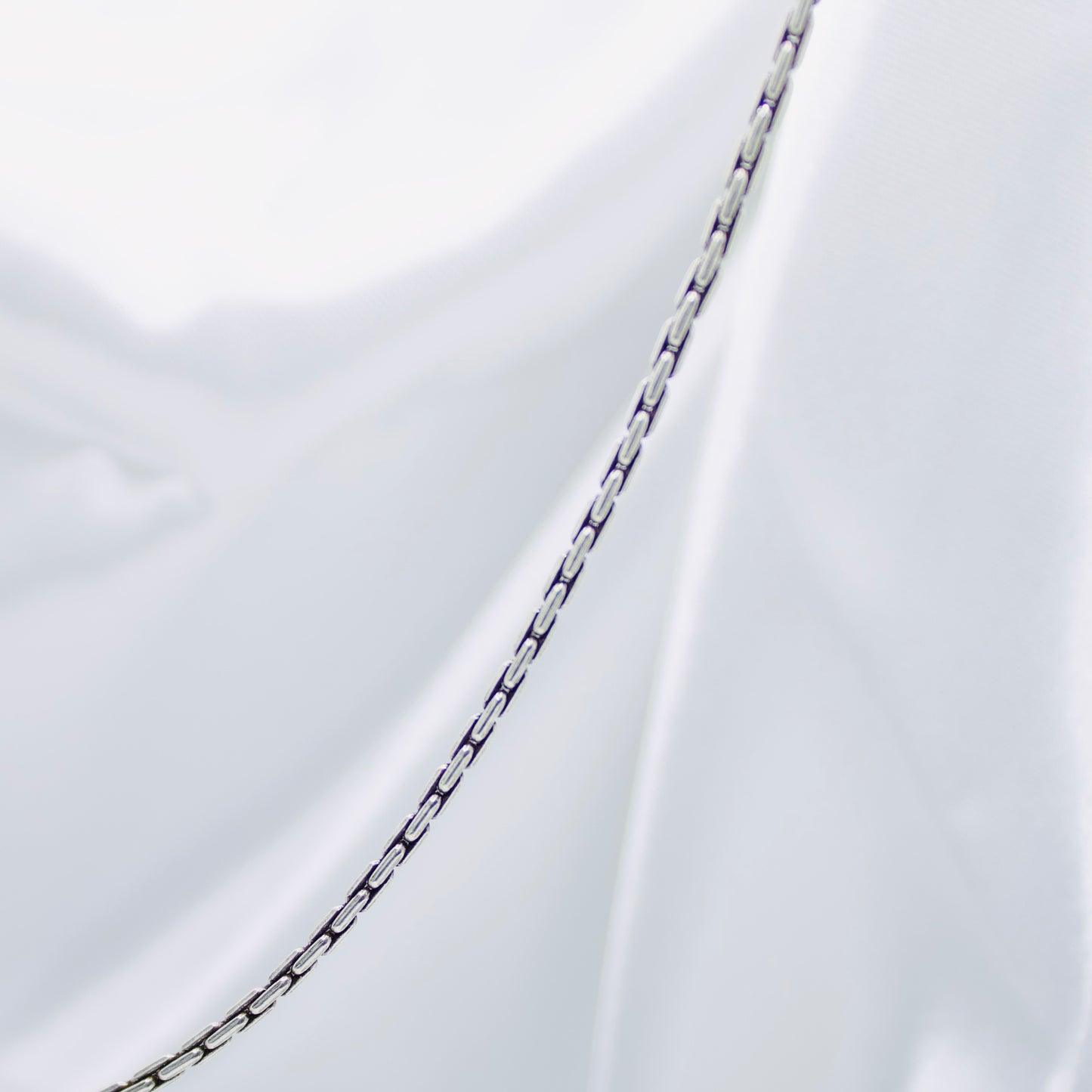 Mens-Chains