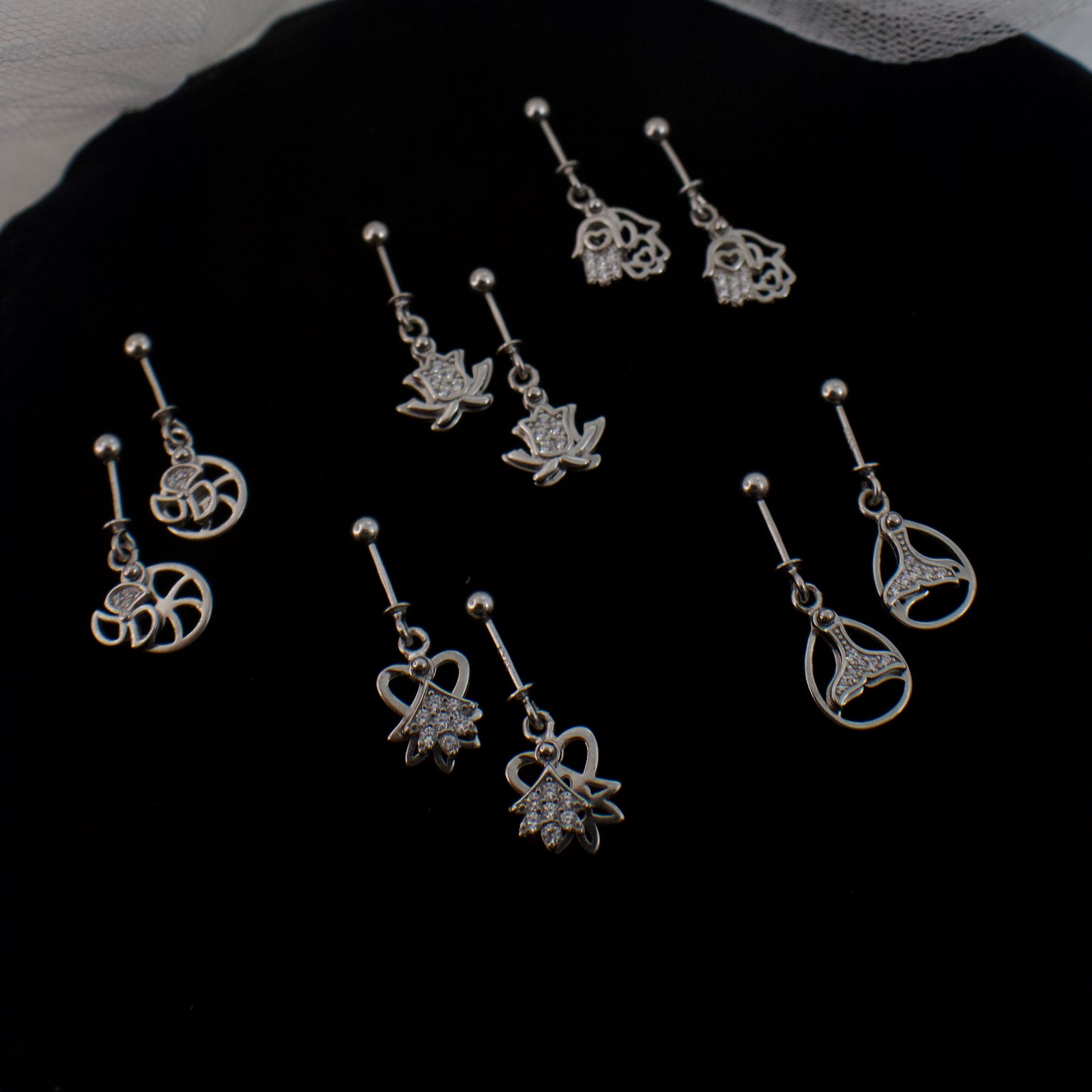 Women-Ear-Pins