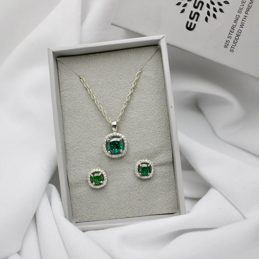 Emerald Solitaire Style Pendant Set