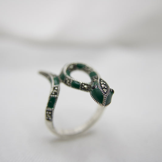 Snake Shape Sterling Silver Cocktail Ring