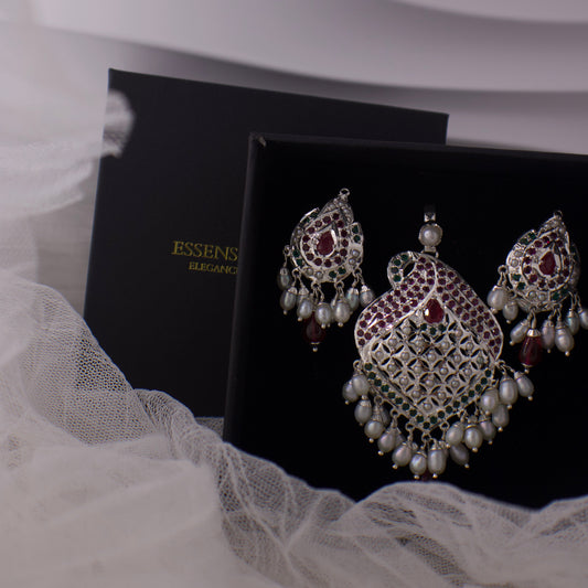 Silver Jadau Pendant Set