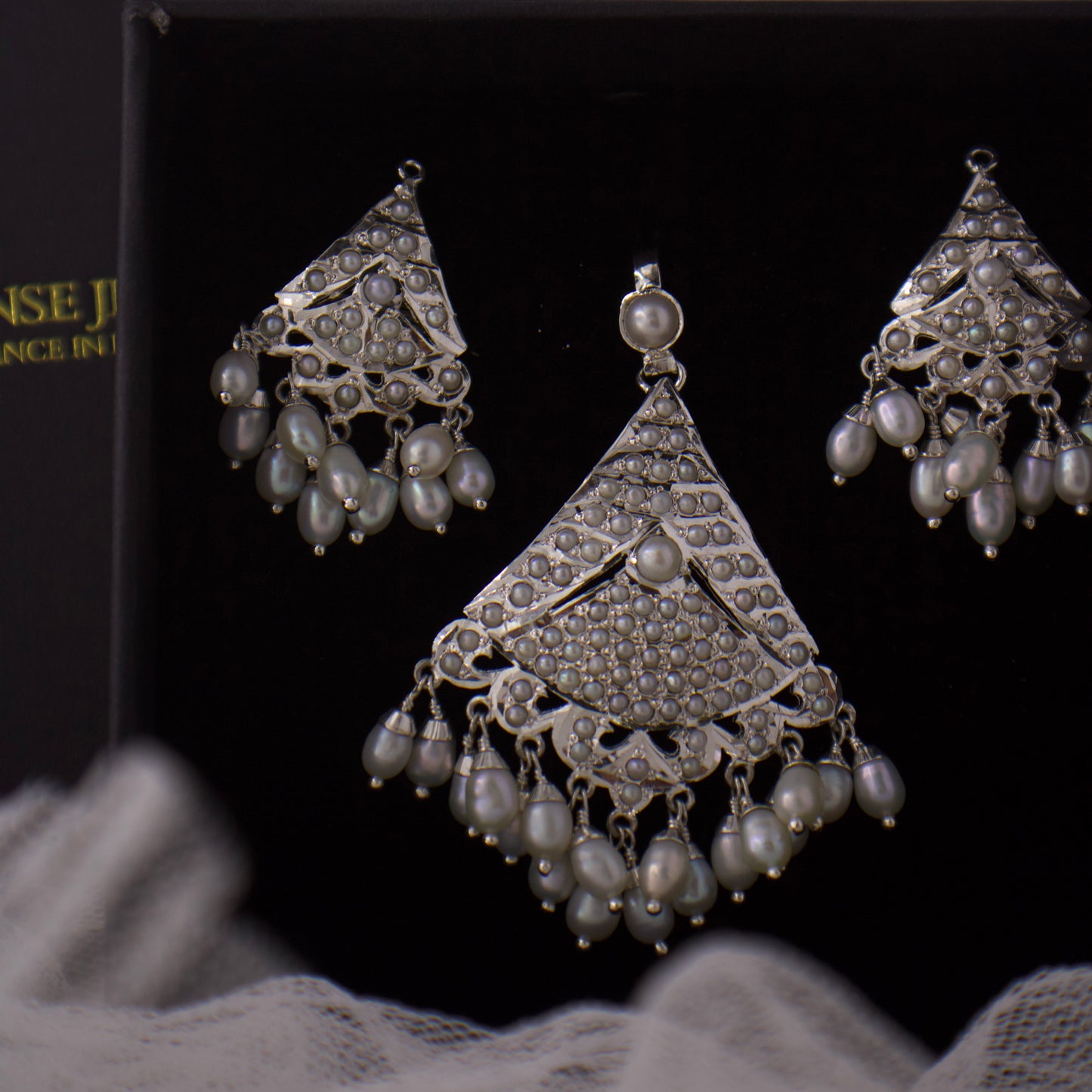 Gold-Plated Silver Jadau Pendant Set